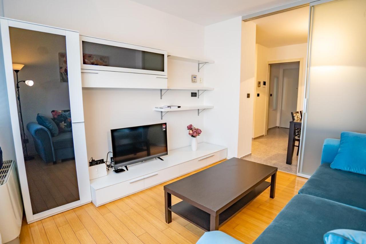 Apartment Luka リエカ エクステリア 写真