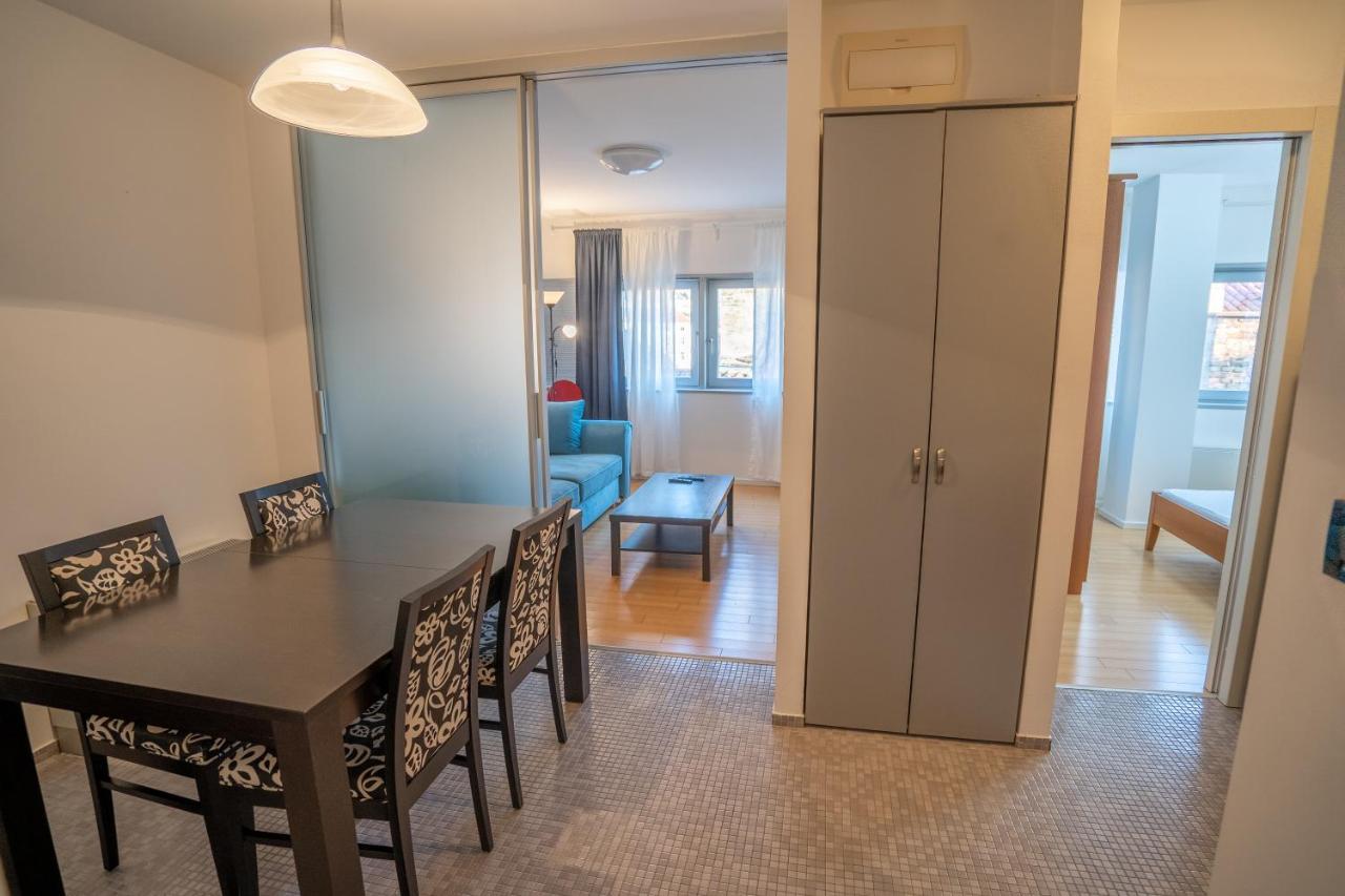 Apartment Luka リエカ エクステリア 写真