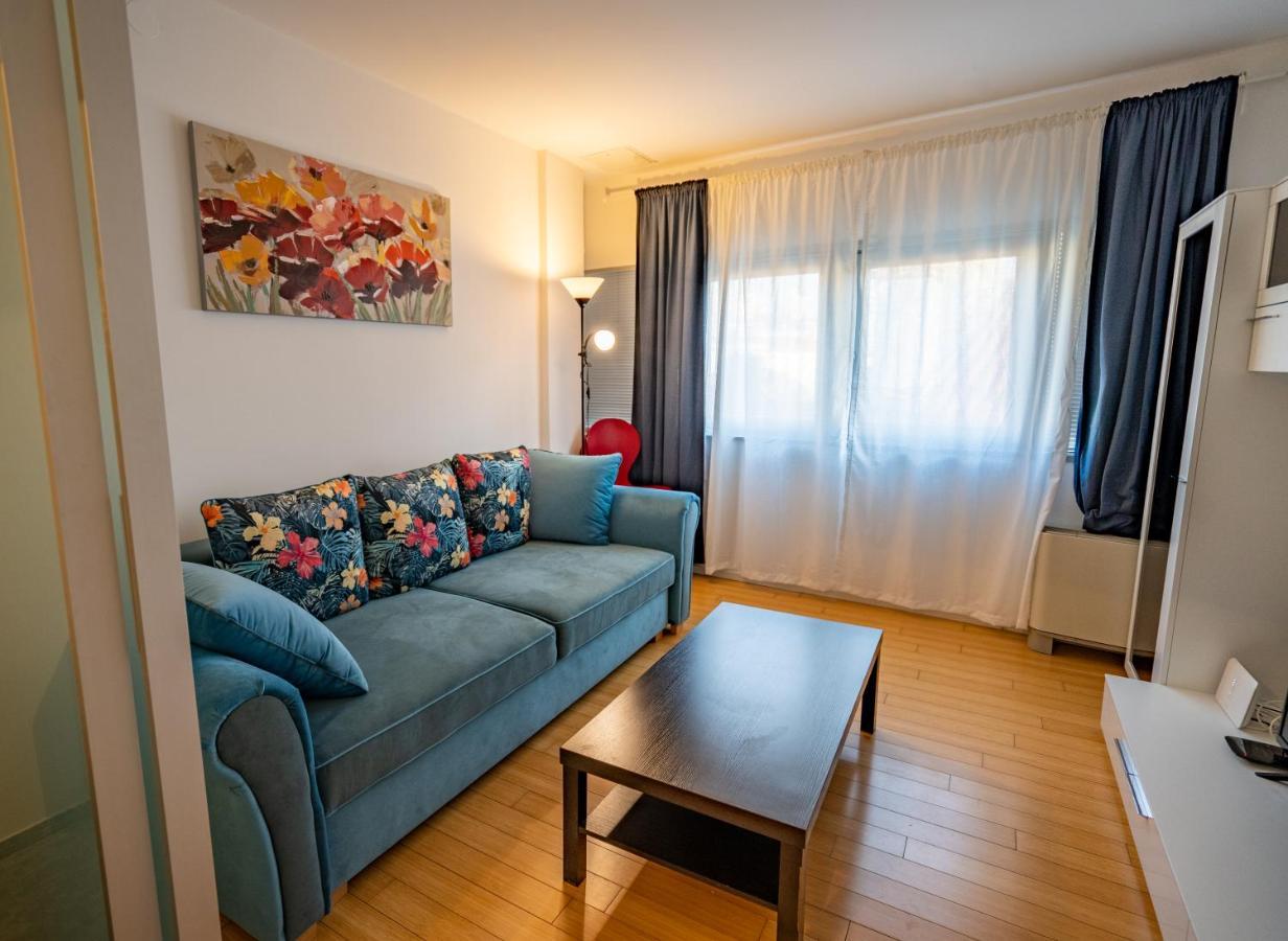 Apartment Luka リエカ エクステリア 写真
